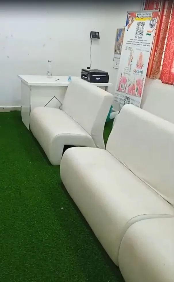 Seating and reception area in the supplied Pinnacle Anna Nagar, Chennai photographs.