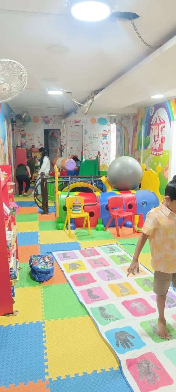 Interior room at Pinnacle Himayat Nagar.