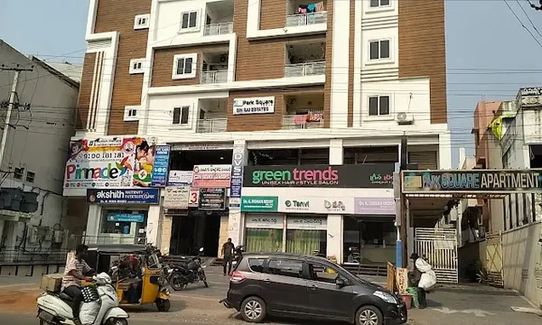 Building and Pinnacle signage at Kurnool.